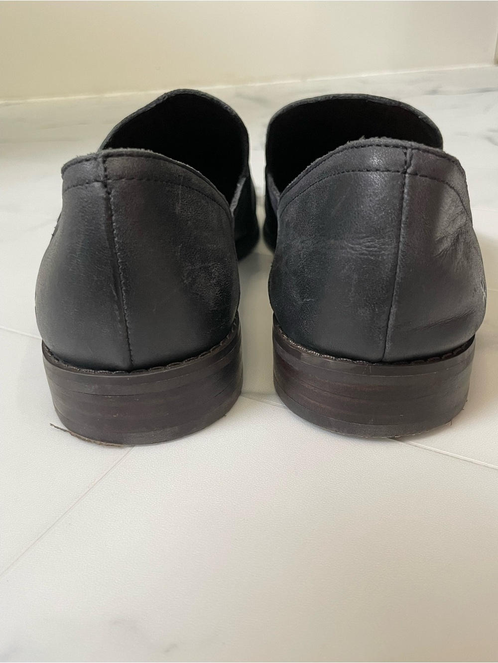 Lucky Brand Women's Black Leather Slip-On Flats - Picture 3 of 7